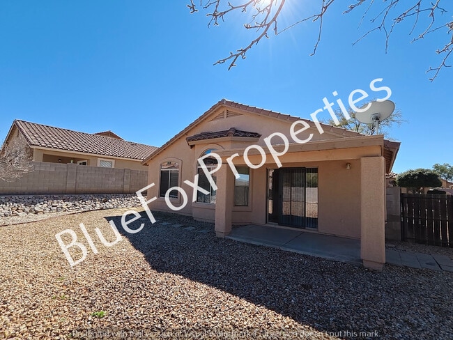 Building Photo - 60354 Alpine Way