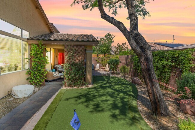 Building Photo - Spacious Mountain’s Edge Home with Den, Sunroom, 3-Car Garage & Private Spa Retreat