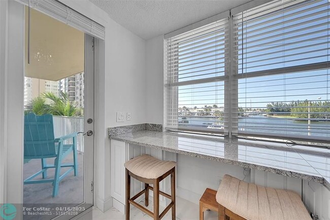 Building Photo - 1401 S Ocean Dr