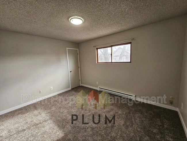 Building Photo - Lease Pending | 809 Bulwer Street