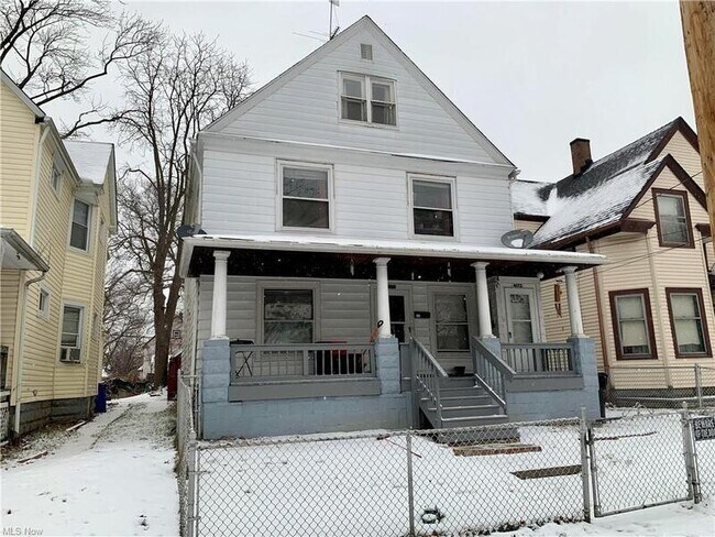 Building Photo - 4012 Woodbridge Ave