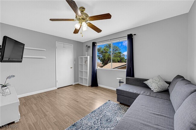 Building Photo - 4186 Sandcastle Dr
