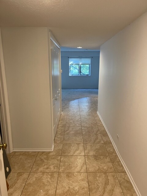 Hallway - 2086 Saint Johns Ave