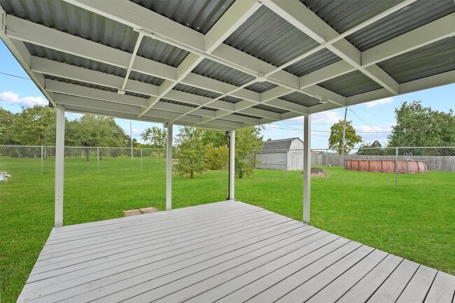 Building Photo - 406 Riverbend St