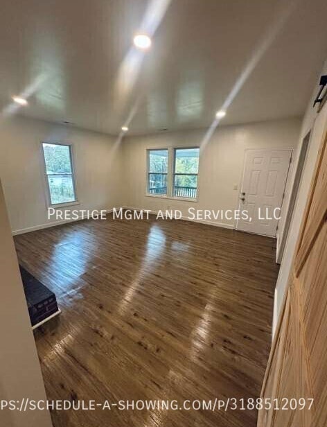 Building Photo - 610 Saluda Dam Rd