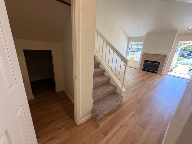 Building Photo - 7379 Stonedale Dr