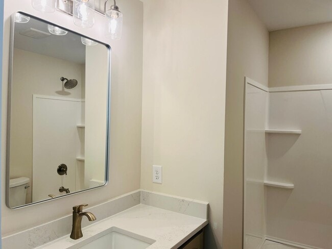 Building Photo - New Construction! 3 bedroom 2 bathroom home in Lagrange! Must see!