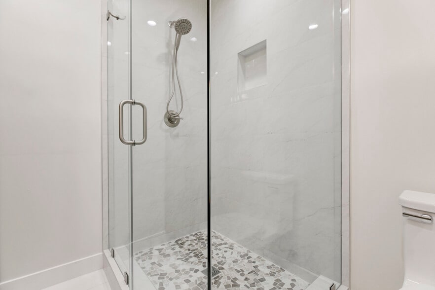 Building Photo - 13327 Strathern St