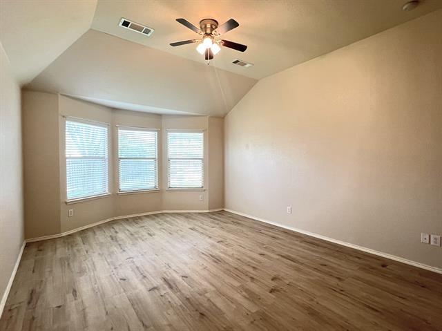Building Photo - 624 White Falcon Way
