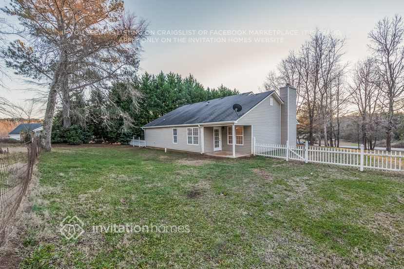 Building Photo - 617 Veal Rd
