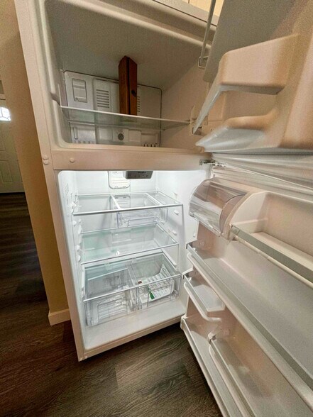 Building Photo - 12189 US Hwy 36