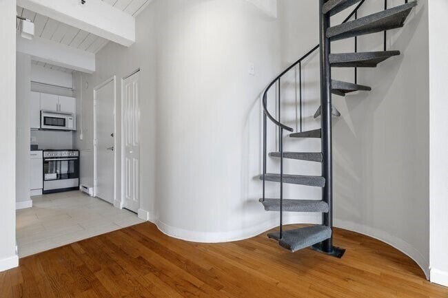 Building Photo - 12 Stoneholm St