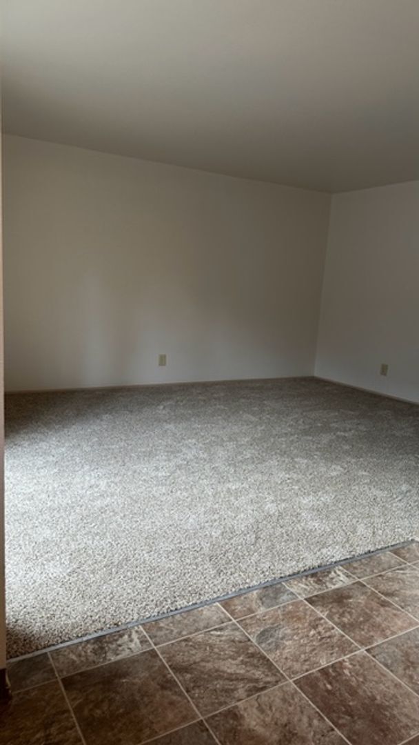 Building Photo - Ground level 1 bed 1 bath