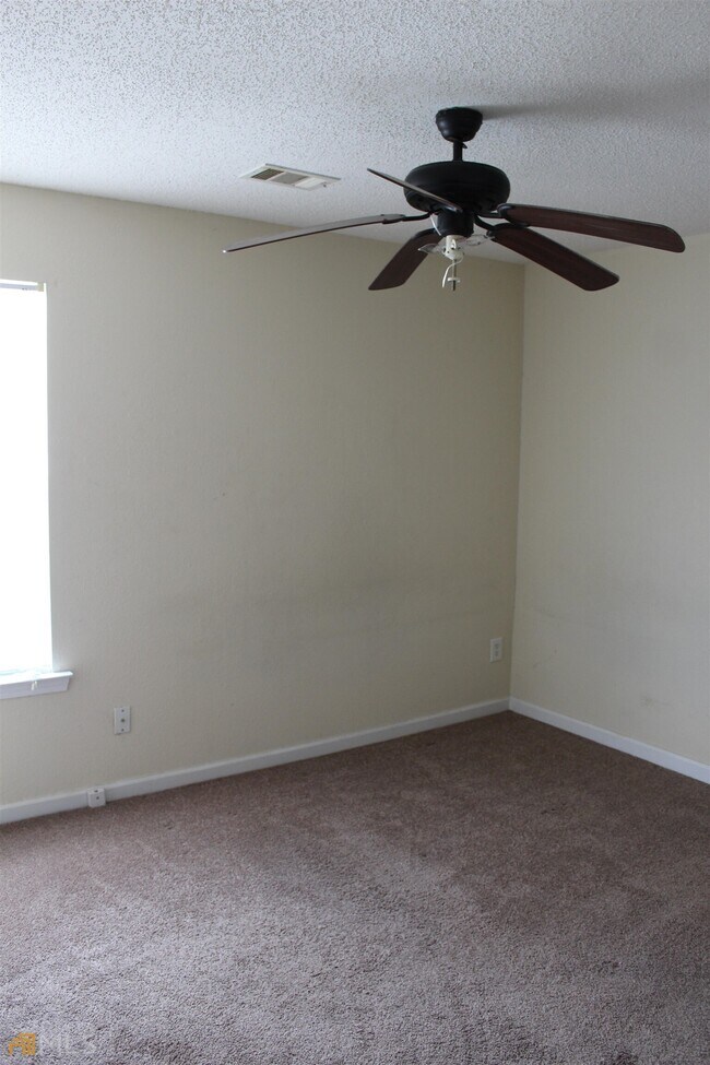 Building Photo - 6008 Creekerton Blvd