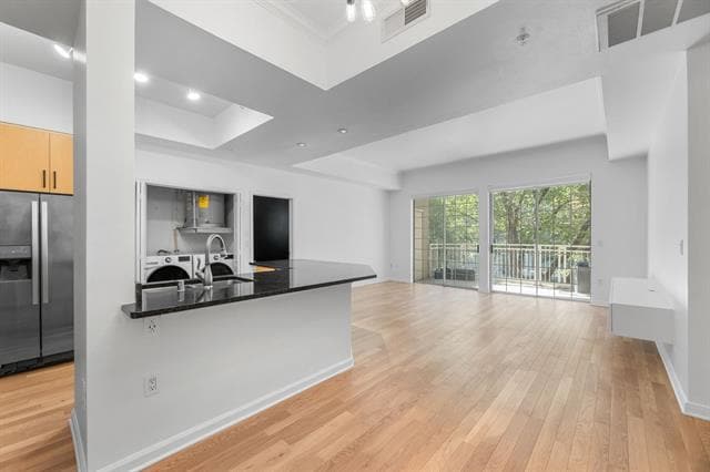 Building Photo - 3225 Turtle Creek Blvd