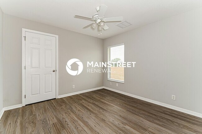 Building Photo - 4 Bedroom Pet-Friendly Home in Cape Coral, FL with Main Street Renewal