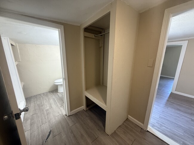 Building Photo - 314 N Nueces