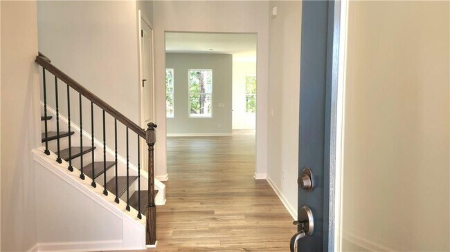 Building Photo - 1536 Ellie Ridge Ave