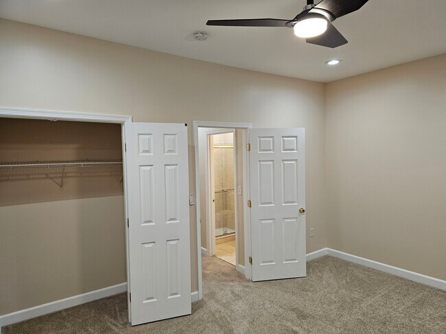 3rd Floor Rear Bedroom - 1919 Saint Paul St