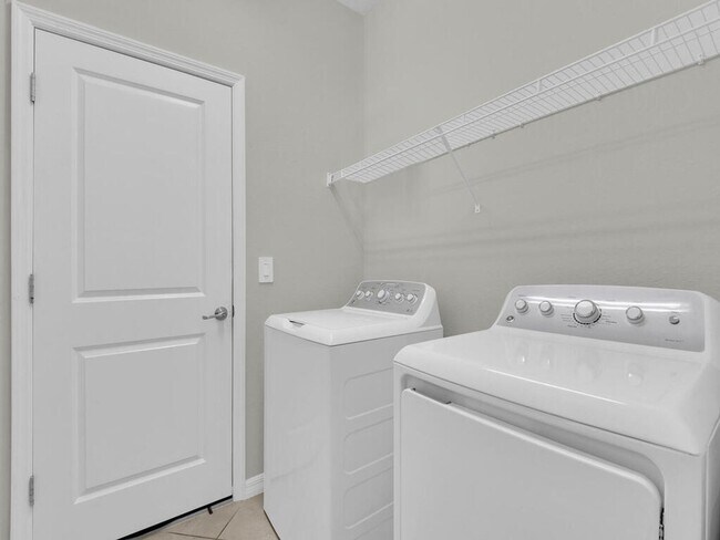 Building Photo - 3637 Passion Vine Dr