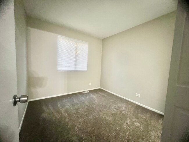 Building Photo - 248 Waverly Dr