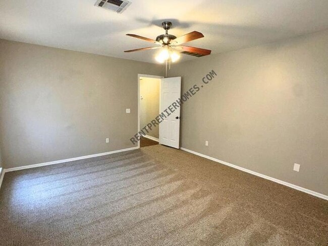 Building Photo - 5328 Republic Dr