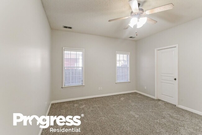 Building Photo - 4871 Stone Park Blvd