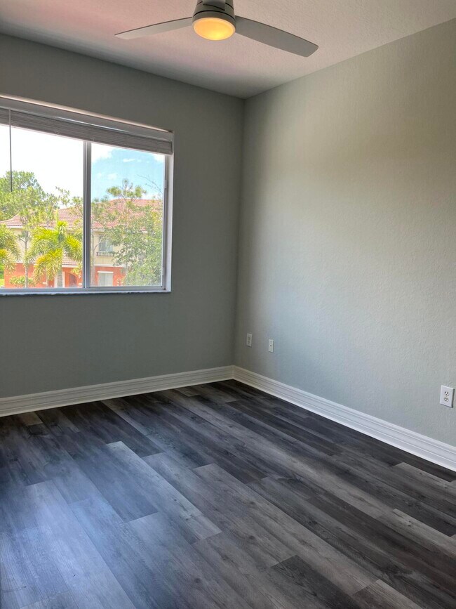 Building Photo - 58 SE Palermo