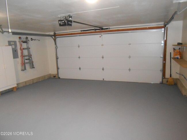 Building Photo - 10 Headwaters Pl