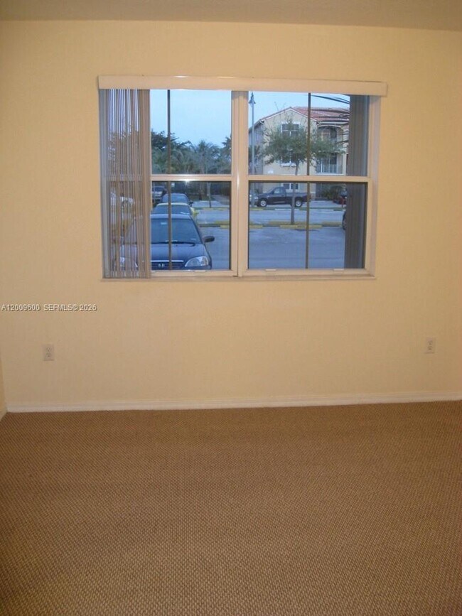 Building Photo - 6630 NW 114th Ave