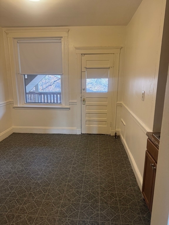 Building Photo - 332 Salem St