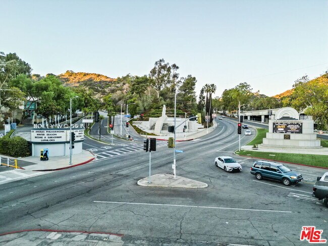 Building Photo - 2700 Cahuenga Blvd