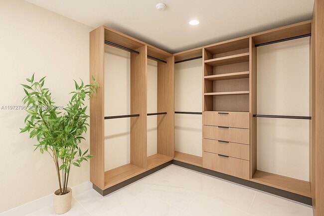 Building Photo - 1399 NE 38th St