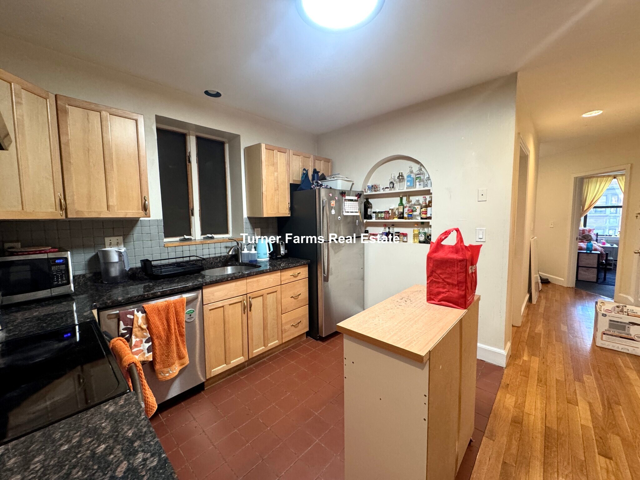 Building Photo - 616 Columbus Ave