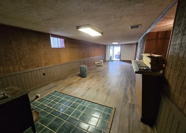 Building Photo - 216 Caroline Dr