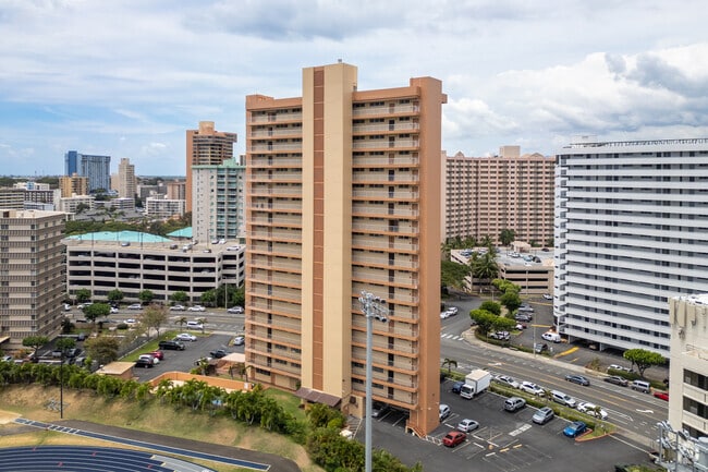 Building Photo - Lakeview Gardens