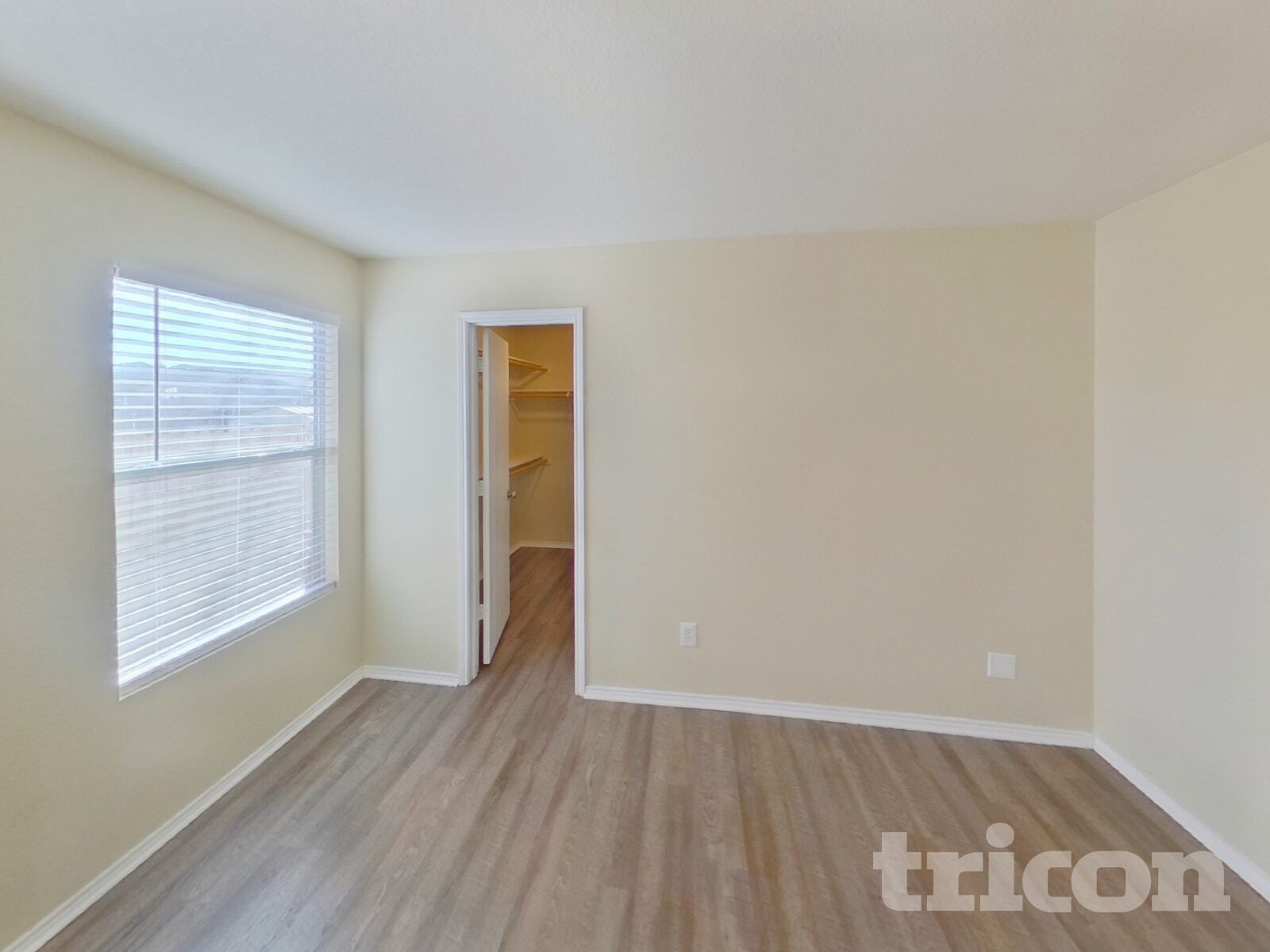 Building Photo - 1712 Vineridge Ln