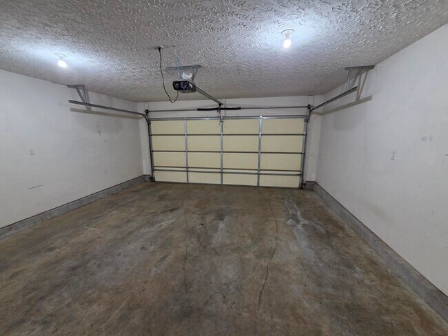 Building Photo - 141 McConnells Trace