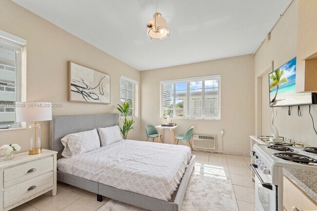 Building Photo - 301 86th St