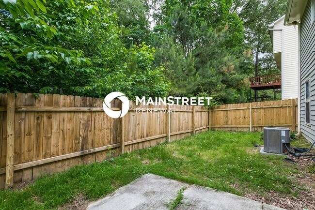 Building Photo - 3 Bedroom Pet-Friendly Home in Sugar Hill, GA with Main Street Renewal