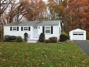 Building Photo - 3 Bedroom-Single Family Home