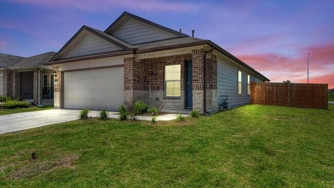 Building Photo - 105 Calgary Ln