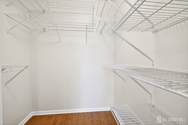 Building Photo - 70 Hampshire Dr