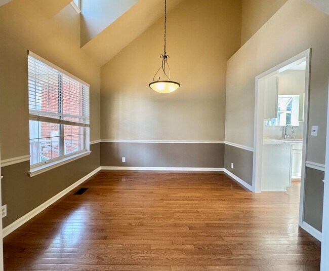 Building Photo - 4 Bed, 2.5 Bath Home w/ 2 Car Garage in Fieldstone Farms