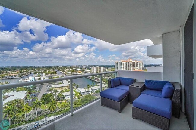 Building Photo - 2841 N Ocean Blvd