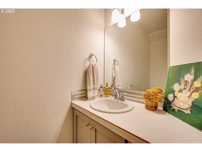 Downstairs Bathroom - 6900 N Montgomery Cir