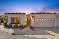 Building Photo - 1747 E Northern Ave