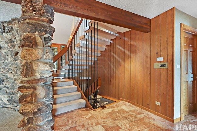Building Photo - 58 Watergate Dr