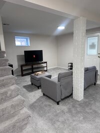 Building Photo - 5808 Black Hawk Dr