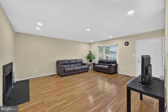 Building Photo - 1152 Southern Night Ln